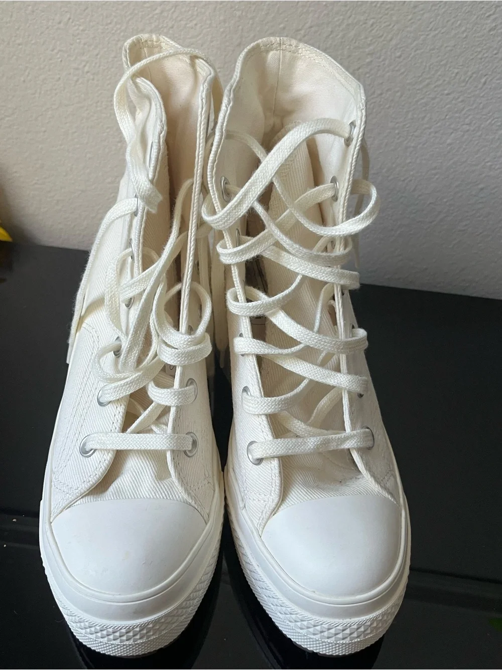 Converse Chuck 70 De Luxe Heel High Top Boots Egret White Women's Size 6.5 EUC